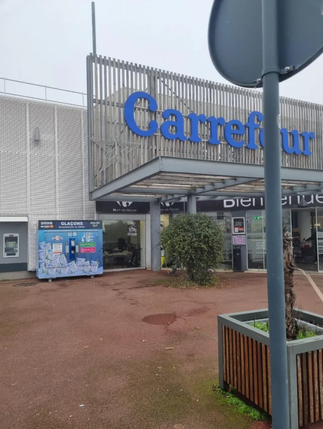 Distributeur de Mont-de-Marsan