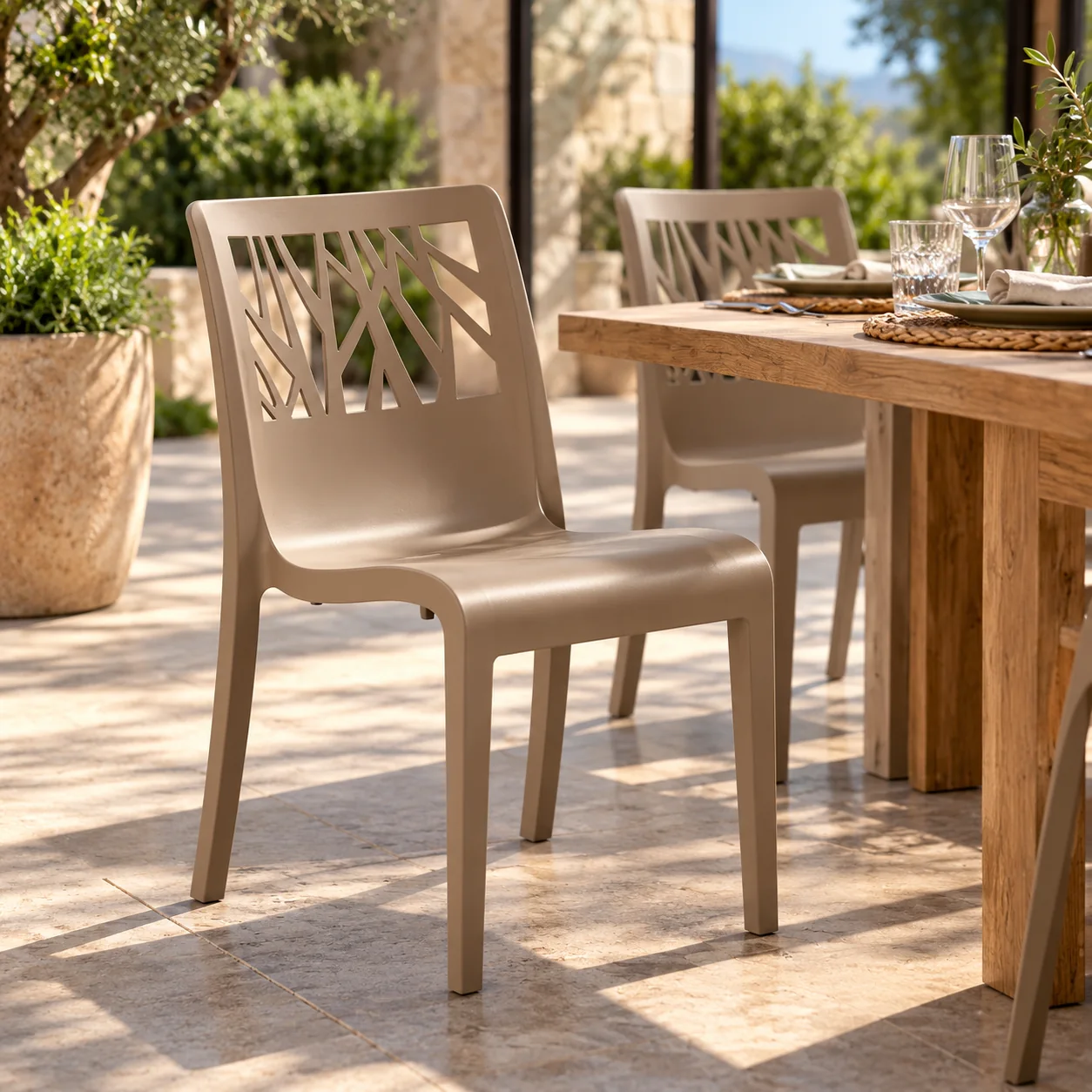 Chaise Taupe